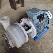 Bom li tam hoa chat truc ngang 40FSB-15 (1.5KW)