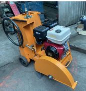 Máy cắt bê tông Sakyno 15HP cốt xéo